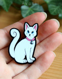Little Companion: White Cat - acrylic pin